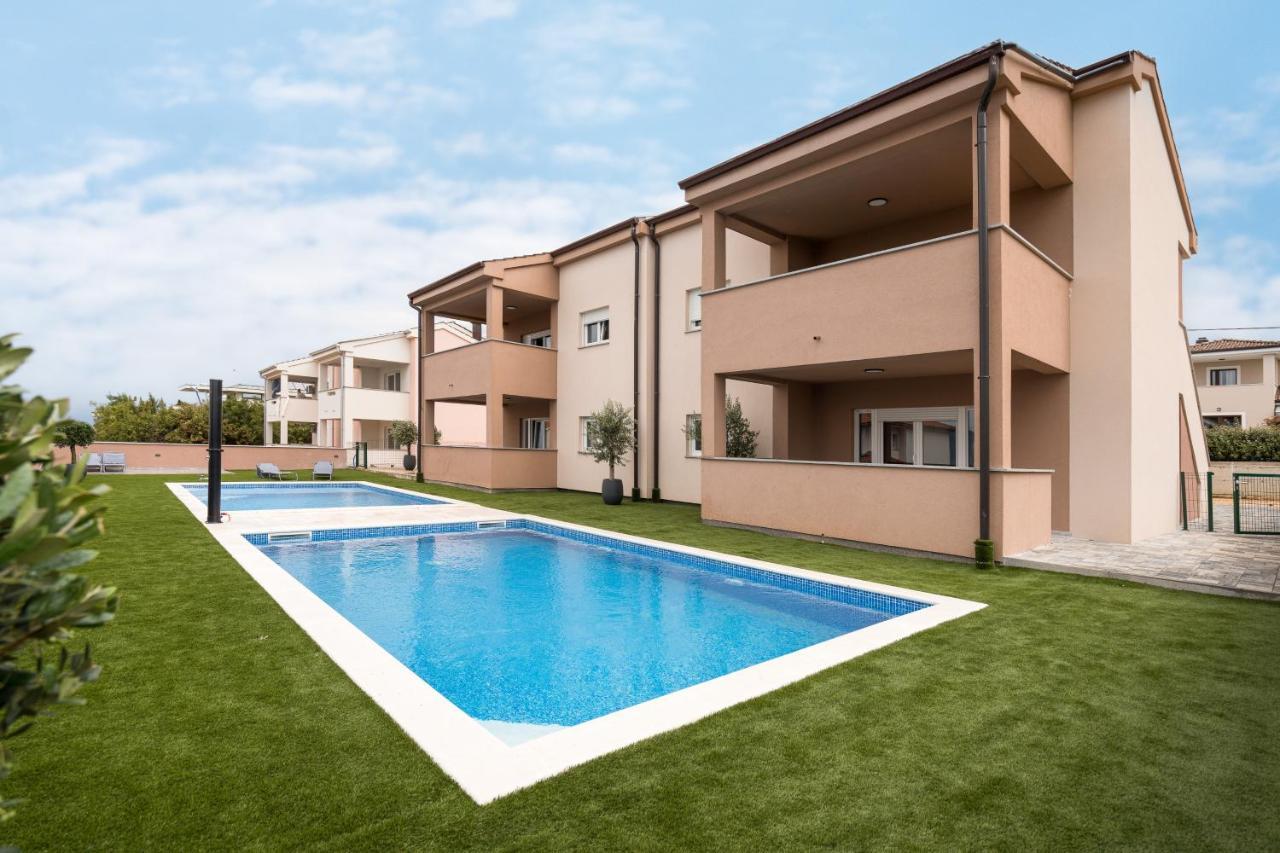 Ruby 2 Apartman