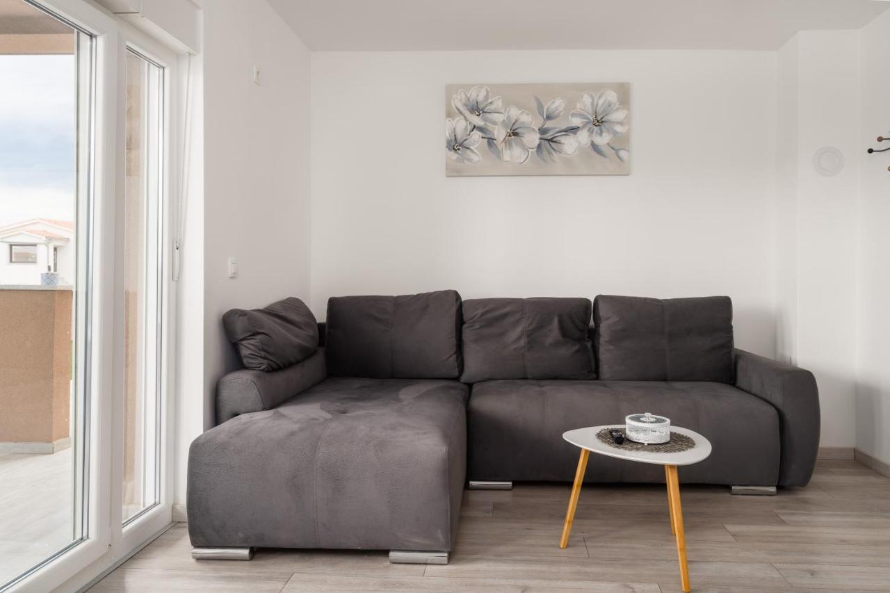 Ruby 2 Apartman
